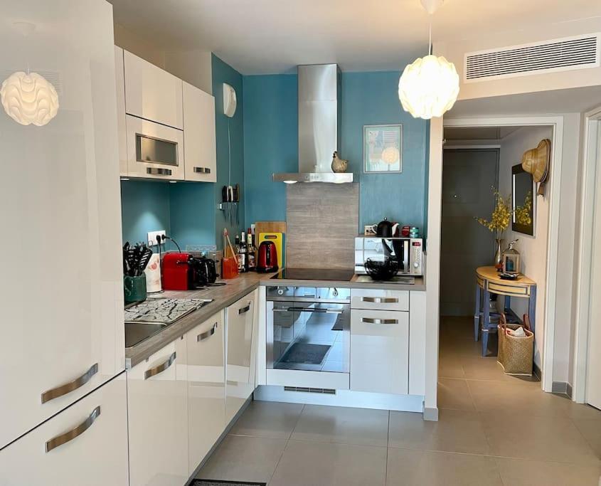 Ferienwohnung 21 - Tres Agreable Rdc Avec Terrasse Et Parking Bandol Exterior foto