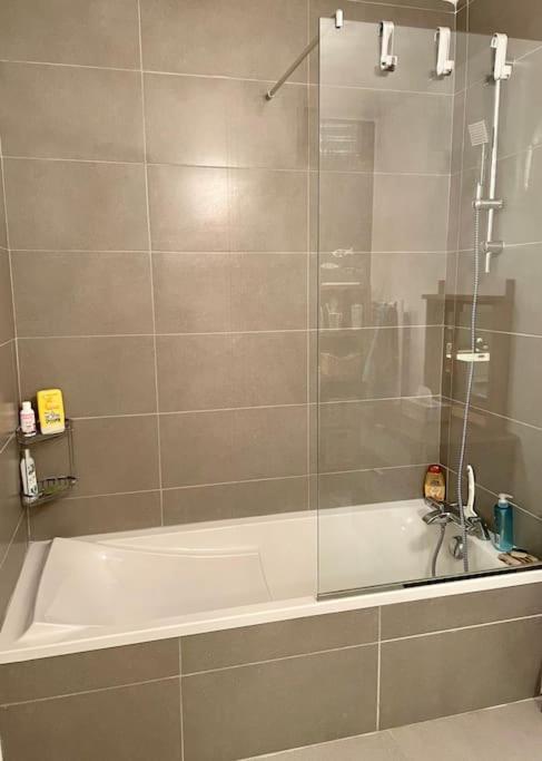 Ferienwohnung 21 - Tres Agreable Rdc Avec Terrasse Et Parking Bandol Exterior foto