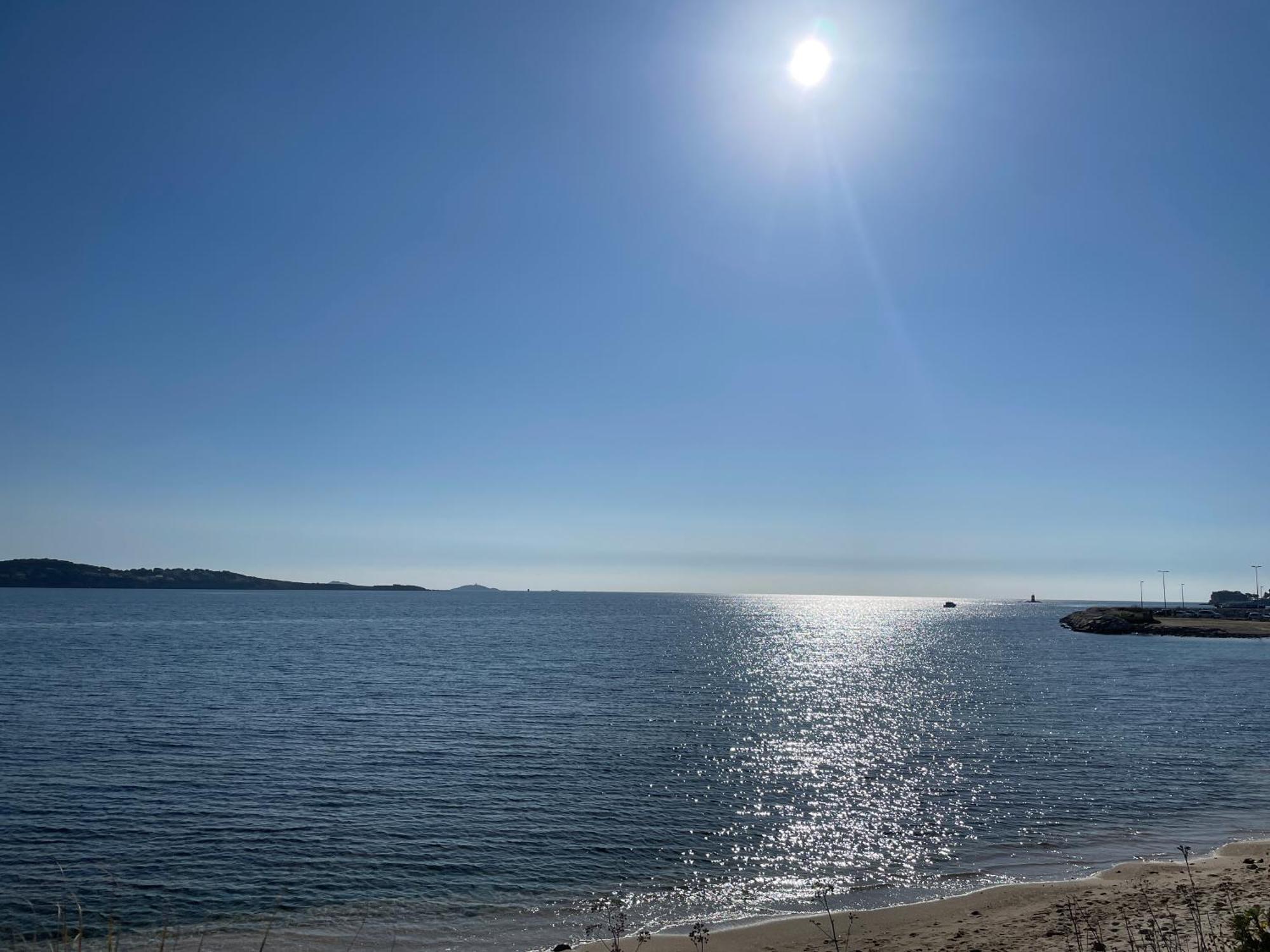 Ferienwohnung 21 - Tres Agreable Rdc Avec Terrasse Et Parking Bandol Exterior foto